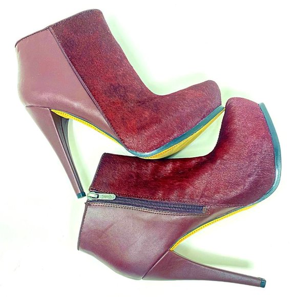 Burgundy, Circus by Sam Edelman Platform Booties with faux calf hair. Size 8. - Picture 1 of 5